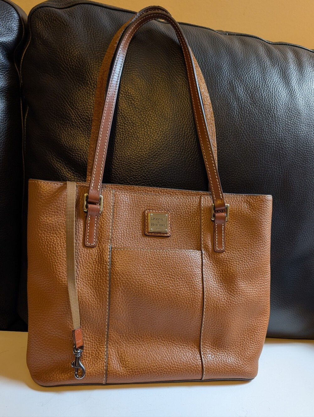 DOONEY & BOURKE Pebble Grain Small Lexington Shopper Bag in Brown in VGUC